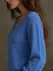 Atasan Sweater Rajut Minimalis Serbaguna Wanita dengan Leher V Longgar, Cocok untuk Pakaian Sehari-hari Musim Gugur/Dingin - Biru - View 2