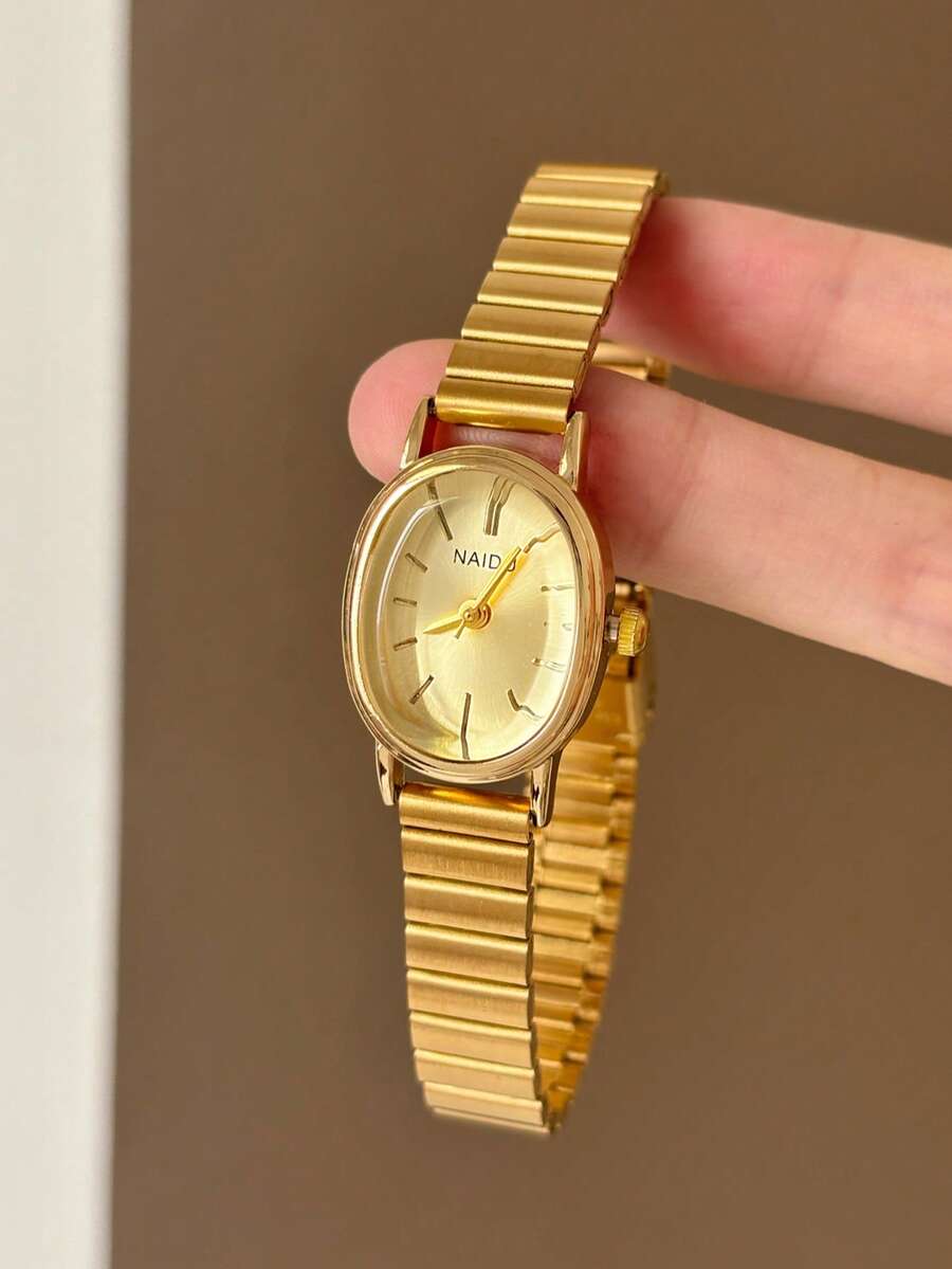 This Square Bamboo-Patterned Quartz Watch In Gold/Silver Is Suitable For Daily Wear, And Also Makes A Perfect Gift For Birthdays And Christmas. - Gold - View 1