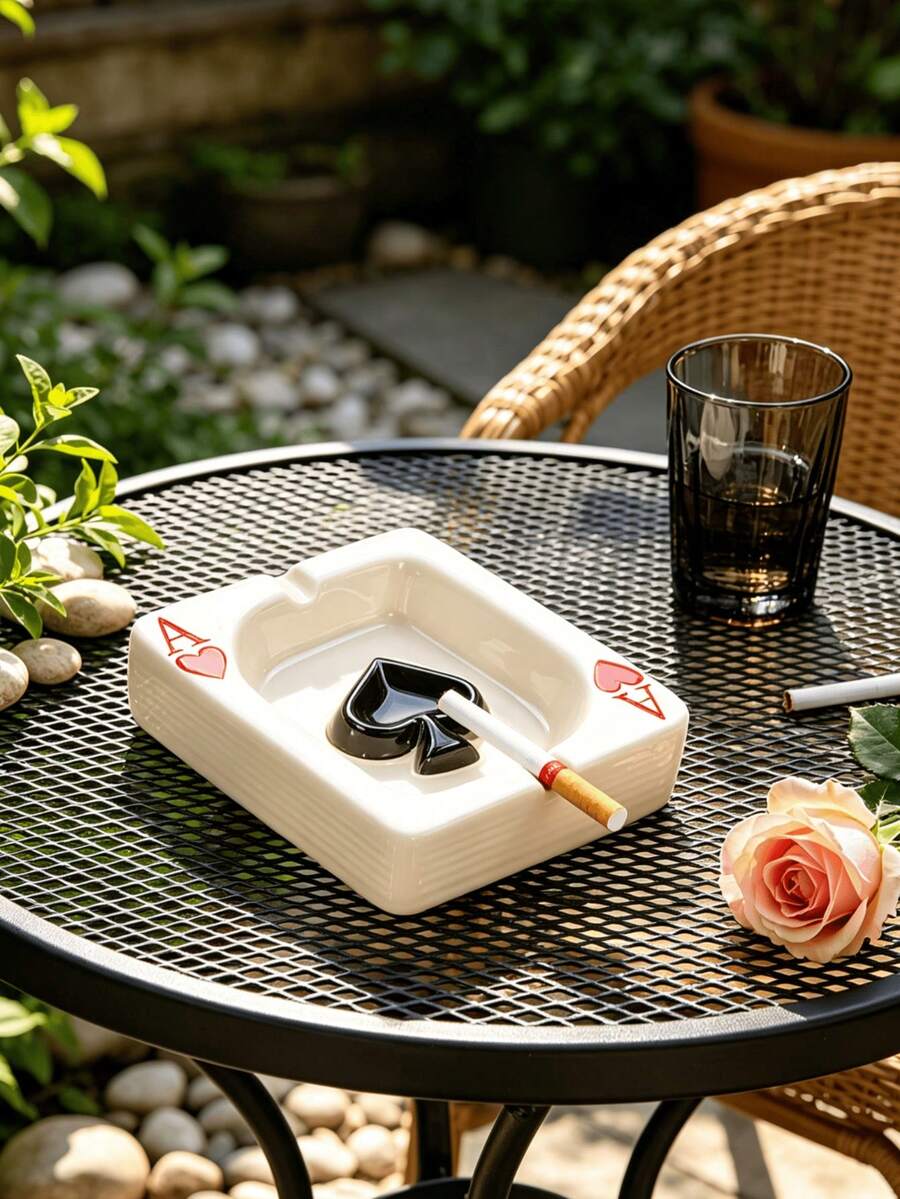 1件創意撲克牌黑桃/紅心造型菸灰缸,3D圖案雪茄菸灰缸,復古哥德式桌面裝飾品,適合遊戲室、酒吧、咖啡廳室內/室外裝飾,居家辦公室時尚裝飾手工禮物,男女通用 - 多款3 - 查看 1