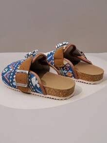 1 par de zapatillas tipo mule para niña de tela jacquard con decoración de conejo de strass y hebilla metálica, suela blanda de corcho, fondo suave antideslizante, punta redonda, caña baja, correa ajustable con hebilla metálica, tacón plano, fondo plano, estilo vintage casual, punta cerrada, para casa, uso diario y vuelta al cole - Azul - Ver 3