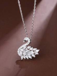 1pc Fashionable High-End Pendant Collarbone Chain Swan Necklace For Vacation - Gold - View 4