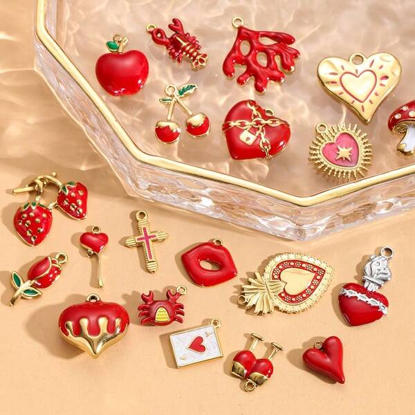 1 pieza Colgante de gota de aceite de la serie roja con diseños de corazón, fresa, cereza, manzana y carta de juego, de acero inoxidable 304 con electrochapado al vacío de color duradero, compacto, lindo y exquisito, adecuado para decoración de bolsos, accesorios para hacer joyas DIY a mano como collares, pulseras y pendientes