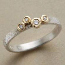 Cool-Touch Luxury Thin Band Women's Ring, Inlaid With 4 Contrasting Synthetic Zirconia Stones, Minimalist Design Suitable For Daily Layering, Exquisite Birthday Holiday Gift Jewelry - Silver - View 1
