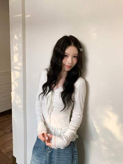 Korean Style Sexy Lace Tie Long Sleeve T-Shirt, Autumn New Base Layer Slim Fit Flattering Top Casual