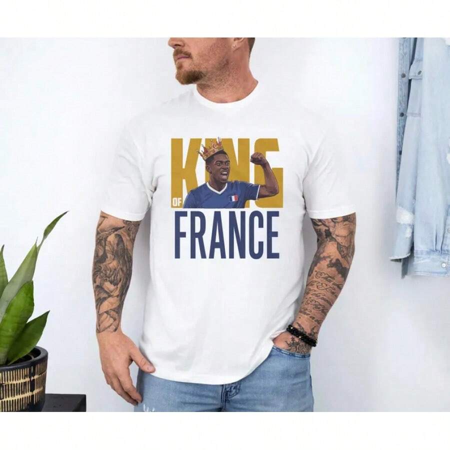 Camiseta gráfica inspirada en Dembélé, diseño vintage de un orgulloso seguidor del rey de Francia, arte de fan de una estrella de la Copa de 2026, camiseta unisex. - Blanco - Ver 1