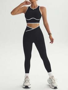 Women's Seamless Soft Shaping Waist-Cinching Backless Sports Top, Spring/Summer Black - Black - View 3