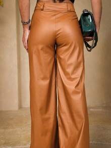 Calça Pantalona Feminina em Courino – Elegância e Sofisticação - Caramelo - Visão 3