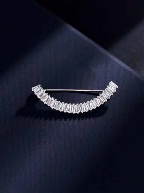 1pc Fashion Creative Smile Brooch, Minimalist Versatile Smiling Face Exquisite Accessory, Shirt Collar Pin