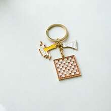 Creative Chess Piece Keychain, Mini Chessboard And Queen Rook Pendant, Novelty Board Game Keyring Gift For Chess Lovers, Bag Charm For Couple/Student - Multicolor - View 10