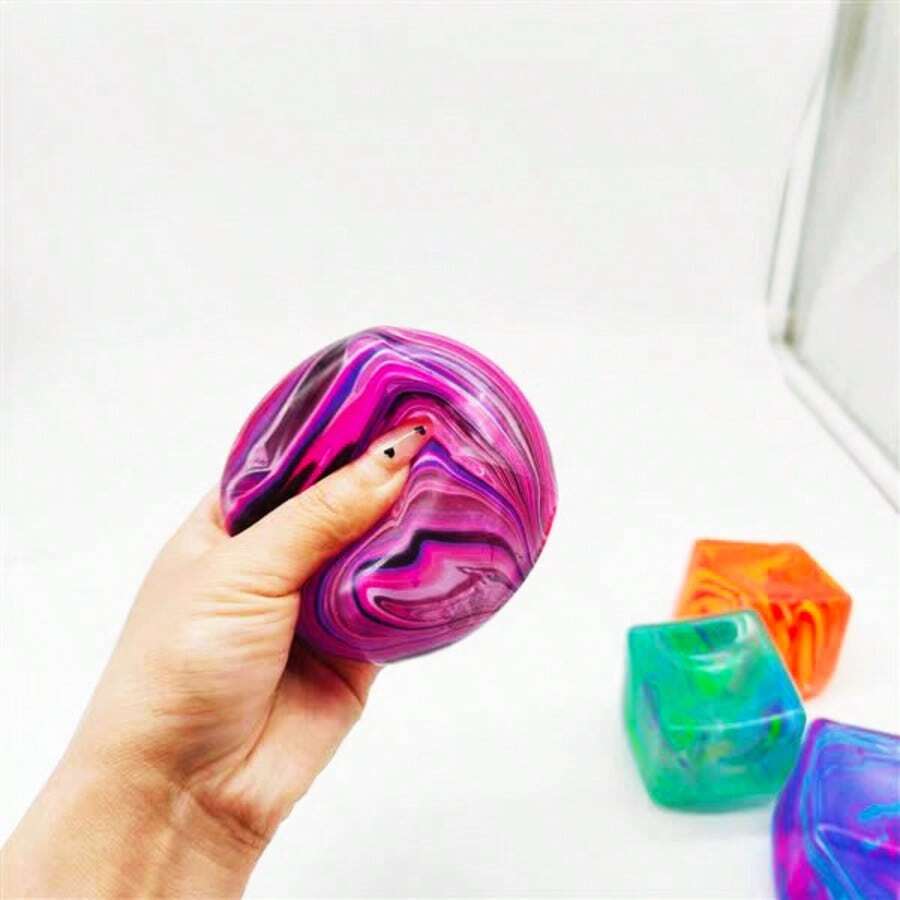 1PC Random Color Fluid Aurora Gradient Cube Squishy Toy, Slow Rising Creamy Soft Malleable Square Block, Iridescent Swirl Visual Sensory Stress Relief Fidget, Quiet Portable Pocket Handheld Toy Suitable For Office Desk & Student Classroom, - 彩色 - 查看 1