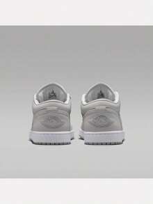 Men's AIR JORDAN 1 LOW SE Low-Top Sports Casual Shoes IO2049-100 - Grey - View 4