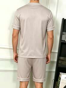 Bộ đồ ngủ nam 2 món mùa hè mỏng kiểu cardigan cổ chữ V, màu trơn, có túi, tay ngắn kèm quần short, chất liệu mềm cao cấp thoải mái mặc ở nhà - Nhiều màu - Xem 2