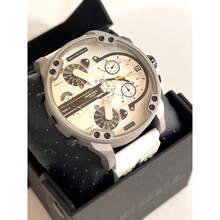 Jam Tangan Diesel DZ7401 Pria Ukuran Besar dengan 4 Zona Waktu, Bezel Baut Stainless Steel Perak, Tali Kulit Berlubang, Tahan Air 3ATM, Multi-Dial, Kronograf Jalanan - Satu-Ukuran - View 5