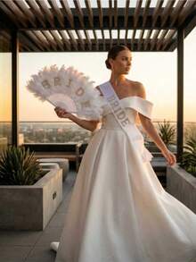 2 pièces/Set - Éventail de mariée en plumes & Ensemble de ceinture de taille, Éventail à main blanc moelleux avec lettre "Mariée" en perles, Fête de demoiselle d'honneur de mariage, Fête de douche nuptiale, Photographie de mariage, Accessoires de mariée de mariage, Décoration de fête de mariée, Accessoires de robe de mariée, Décoration d'accueil de mariage - Blanc - Voir 2