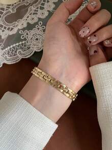 1pc Women's Quartz Watch, Rectangular Dial, Fashionable And Elegant, Suitable For Daily Wear, Perfect Gift Choice. - Gold - View 6