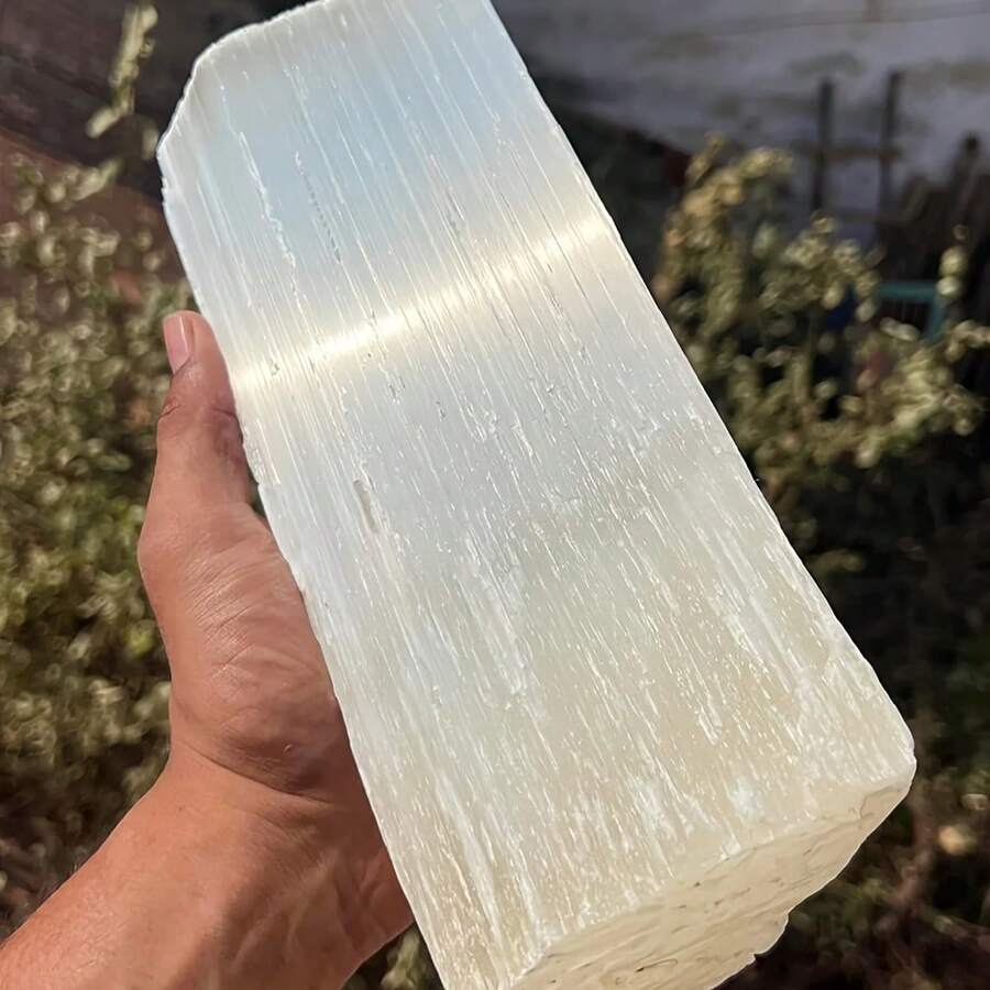 1pc Giant Natural Gypsum Crystal, Natural Oversized Gypsum Crystal, Giant Raw Gypsum Crystal, Raw Gypsum Crystal Rough, Suitable For Jewelry Making, Home & Office Decor, Holiday Decoration, Can Be A Gift For Collectors Or Nature Enthusiasts
