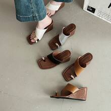 Women Flat Sandals - [Upgraded Version] Off-white - View 2