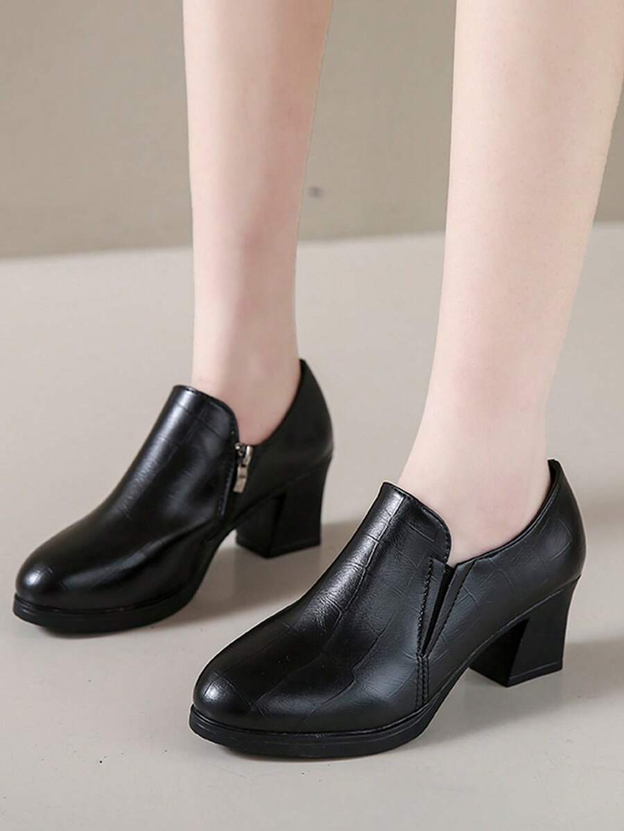 女款尖頭深口粗跟高跟鞋,秋季新款中年女士通勤鞋,適合搭配裙裝的高跟鞋 - 黑色 - 查看 1