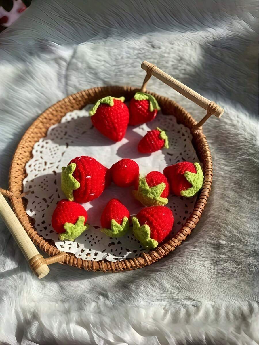 12/6/2件手工鉤編迷你草莓裝飾品，DIY鑰匙圈包包吊飾，適用居家、汽車、生日禮物裝飾