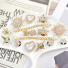 16 Gold Heart-Shaped Small Chain Charms, Elegant Series DIY Shoe Decorations For Perforated Slippers, Summer Beach Essential - Gold - View 1