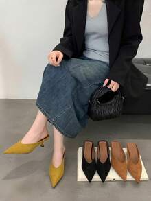 2026 New Plus Size Mustard Yellow Pointed Toe Low Thin Heel Outdoor Sandals - Yellow - View 4