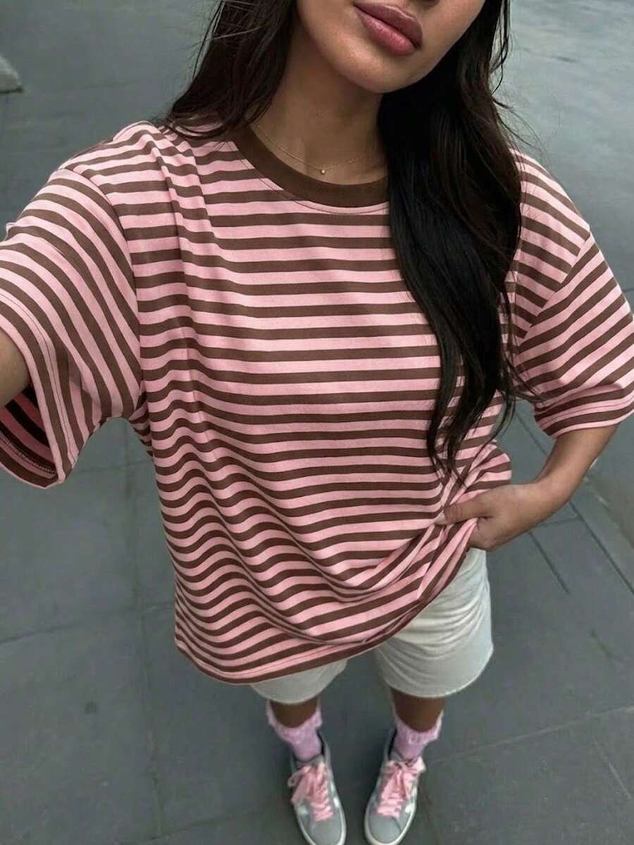 女款夏季時尚粉色與棕色條紋圓領短袖T恤,寬鬆休閒T恤上衣,適合度假、海灘、辦公室、大學、日常、約會、聚會、派對等場合,日常時尚穿搭,Y2K復古上衣 - 粉色 - 查看 1