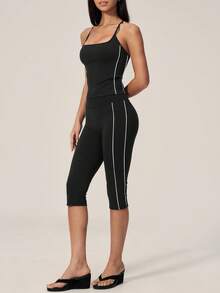 TimeOff Conjunto deportivo para mujer de 1 pieza con top de tirantes finos de cuello cuadrado, espalda nadadora, diseño colorblock con rayas blancas laterales y shorts de cintura media con control de abdomen de largo 7/8 - Blanco y Negro - Ver 6