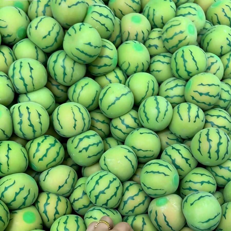 Summer Watermelon Shaped Single Piece Squeeze Toy, Soft Slow Rebound Stress Relief Squeezy, Mini Fruit Desktop Decoration, Cute Mini Holiday Gift Squeezy, Suitable For Children, Teenagers And Adults Daily Relaxation And Entertainment