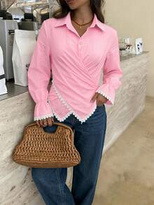 Top Feminina de Outono com Listras Finas e Gola, Bainha Assimétrica, Casual Elegante, Estilo Streetwear para Trabalho, Rosa - Rosa chiclete - Visão 6