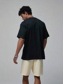 Camiseta de manga corta negra con estampado de diseño de paisaje urbano para hombres, adecuada para ejercicio en el gimnasio, correr y actividades de pesca, entrega desde almacén local - Negro - Ver 3