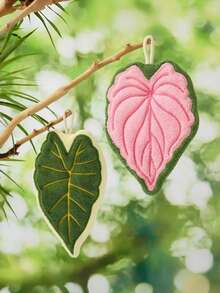 2pcs Leaf Shaped Hand Towels, Super Absorbent, Soft & Fluffy, Hook Design, Bohemian Style Home Decor, Easy To Clean, Reusable, Kitchen & Bathroom Use, Lint-Free Quick Dry, Lightweight & Durable, Back To School Tropical Style Home Cleaning Accessories - Multicolor - View 3