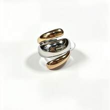1pc Women's Stainless Steel Ring, Gold Plated Two-Tone Curved Smooth Band - Gold - View 3