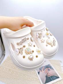 14 piezas de lindos dijes desmontables para sandalias, accesorios DIY para zapatos de mujer, decoración de zapatos personalizada y divertida, regalo perfecto para fiestas de vacaciones - Blanco - Ver 1