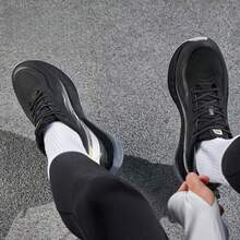 XTEP Feng Huo 29th Generation Lightweight Shock-Absorbing Leather Upper Soft Sole Comfortable Soft Bounce Men's Outdoor Running Shoes - Black - View 9