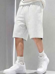 1件大童男孩運動休閒口袋短褲，百慕達褲長，春夏秋返校季適用 - 灰色 - 查看 2