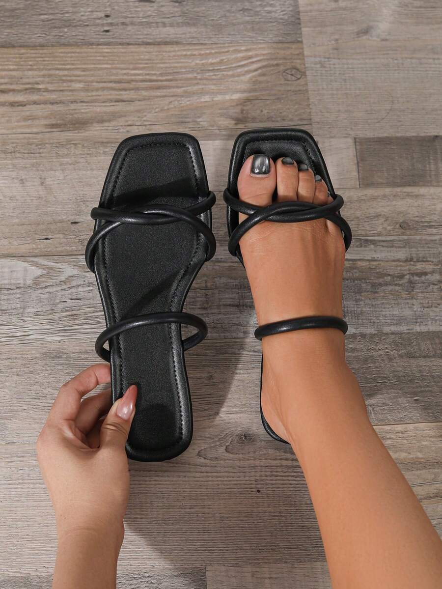 2026 Summer New Women's Open Toe Sandals With Strap Flat Shoes, Fashionable Black Comfortable Square Toe Slippers - Black - View 1