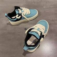Women Skateboarding Shoes - Blue - View 3
