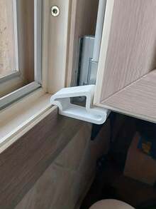 2pcs Window & Door Stopper Set | Sturdy Shock-Absorbing Strip & Track Lock Kit, Suitable For Balcony Partition, Ventilation & Privacy Protection | Easy Installation, Suitable For Patio Door, Bedroom Essential | Home Gift - Random - View 6
