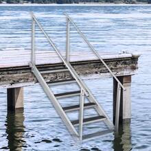Ladders & Accessories - Ajustable De 43 a 51 Pulgadas - View 1