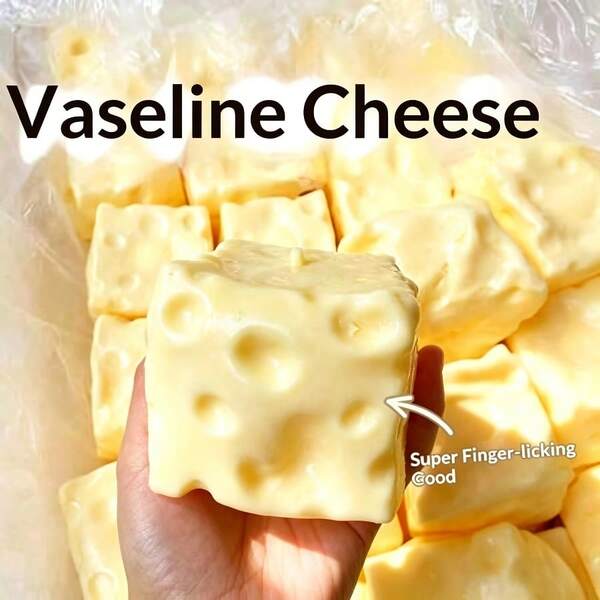Juguete de Queso Blandito - 1 pieza Nuevo Juguete de Queso Gigante para Apretar, Bola de Queso Cuadrada sin Rebote, Herramienta de Alivio de Estrés con Textura Realista de Pan de Queso, Regalo de Fiesta y Recuerdo, Bola de Queso Apretable, Regalo de Broma, Juguete Novedoso para Adultos de Sunshine Entertainment, Juguete Sensorial, Juguete para Apretar, Juguete Fidget
