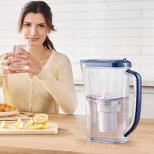 Jarra con Filtro de Agua de 9 Tazas con Filtro 5 Etapas, Plástico, con Indicador de Cambio de Filtro, sin BPA, Duración de 3 Meses o 150 L, Reduce la Cal, el Plomo, el Cloro y los Olores - 150 L - Ver 9