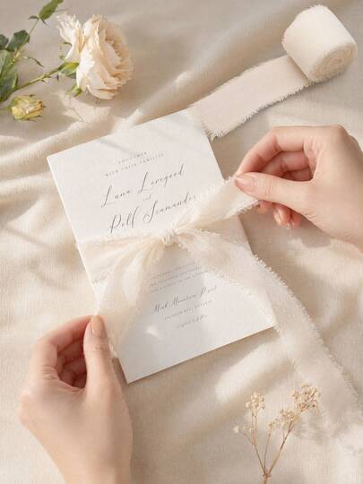 5 Stück beige handgefertigte Chiffon-Band-Quasten, Größe 1,57" X 196", Design mit ausgefransten Kanten. Geeignet für Hochzeitseinladungen, Brautsträuße, Herbsthochzeiten, Thanksgiving-Dekoration, Geschenkverpackung, handgefertigte Bastelarbeiten und Feiertagsdekorationen.