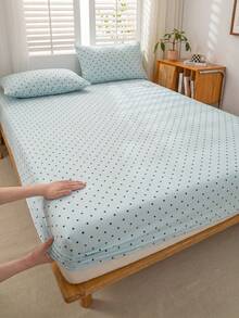 1 pieza Sábana ajustada con base azul claro y patrón de lunares negros pequeños sin relleno, sábana ajustada para dormitorio de microfibra cepillada transpirable y cómoda 1 pieza sábana ajustada tamaño King Queen Full Twin con diseño de bolsillo profundo hasta 11.8 pulgadas, - Celeste - Ver 6