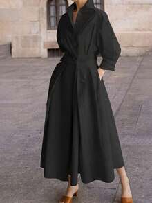 Vestido Camisero Minimalista con Cintura Ceñida, con Diseño de Cuello y Pechera Simple, Mangas 3/4 y Falda Midi en Forma de A. Elegante y Chic sin Esfuerzo para el Trabajo, Negocios Ligeros y Uso Diario. Negro Elegante - Negro - Ver 1