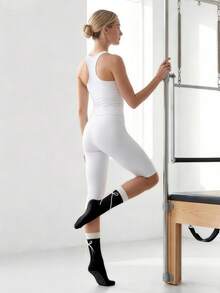 1 Pair Women's Pilates Yoga Socks, Silicone Non-Slip Sports Floor Socks, Faux Double Layer Design, Ballet Style With Bow And Ribbon Mid-Calf Socks - Multicolor - View 9