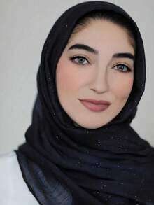 1 Pc Solid Color Sparkly Silver Casual Plain Hijab Scarf, Conservative, Lightweight & Practical For Daily Use,Beach,Holiday,Travel Essential - Black - View 2