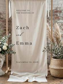 Cartel de Bienvenida Personalizado para Boda | Pancarta de Tela Vertical para Boda | Fondo Personalizado con Nombre & Fecha | Decoración Rústica para Ceremonia al Aire Libre - Multicolor - Ver 2