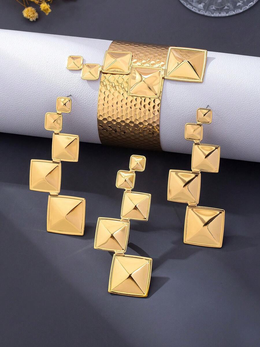 4pcs/Set Geometric Series Vintage Pyramid Square Stud Earrings, Ring, Hammered Texture Wide Open Cuff Bracelet Jewelry Set For Women, Versatile For Party, Banquet, Runway - Yellow Gold - View 1