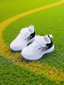 1 Pair Kids' Breathable Mesh Running Shoes, Spring/Summer, Kindergarten Versatile Hook & Loop Sneakers - White - View 5