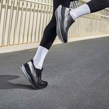 XTEP Feng Huo 29th Generation Lightweight Shock-Absorbing Leather Upper Soft Sole Comfortable Soft Bounce Men's Outdoor Running Shoes - Black - View 8